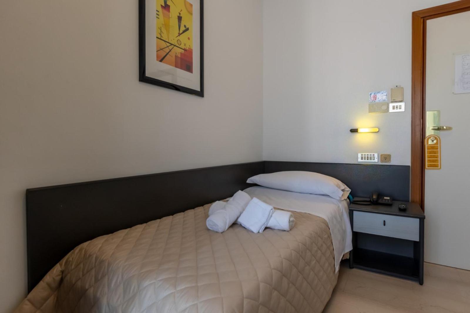 Grand Meeting Hotel Rimini Kültér fotó